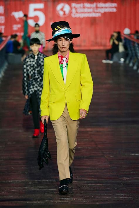 lv ss 21|Here's Your First Look at Louis Vuitton's SS21 Collection.